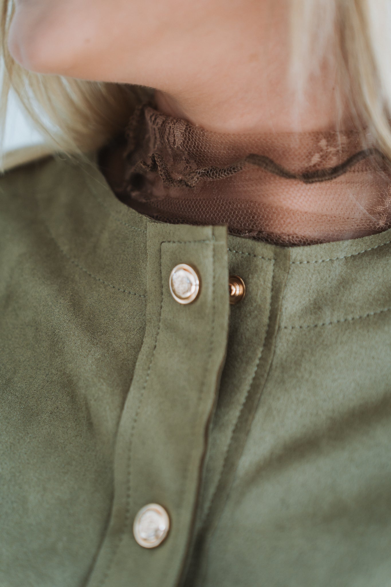 Lace Base Polo Stone