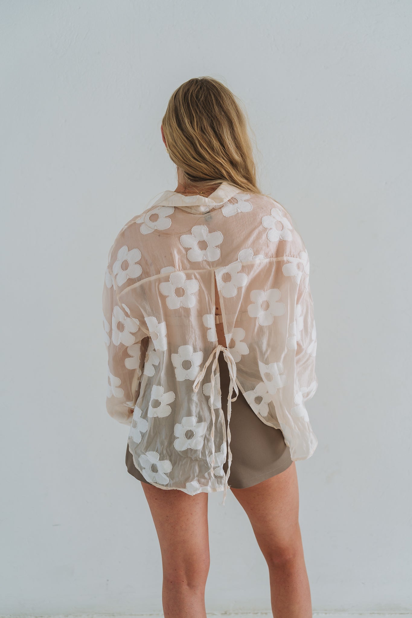 Daisy Blouse Peach