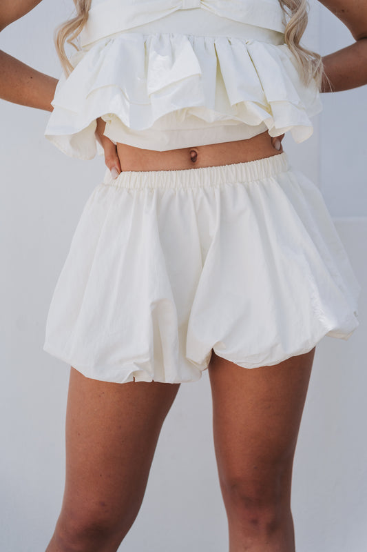 Creme Set Short | One Size / Fits 30-32