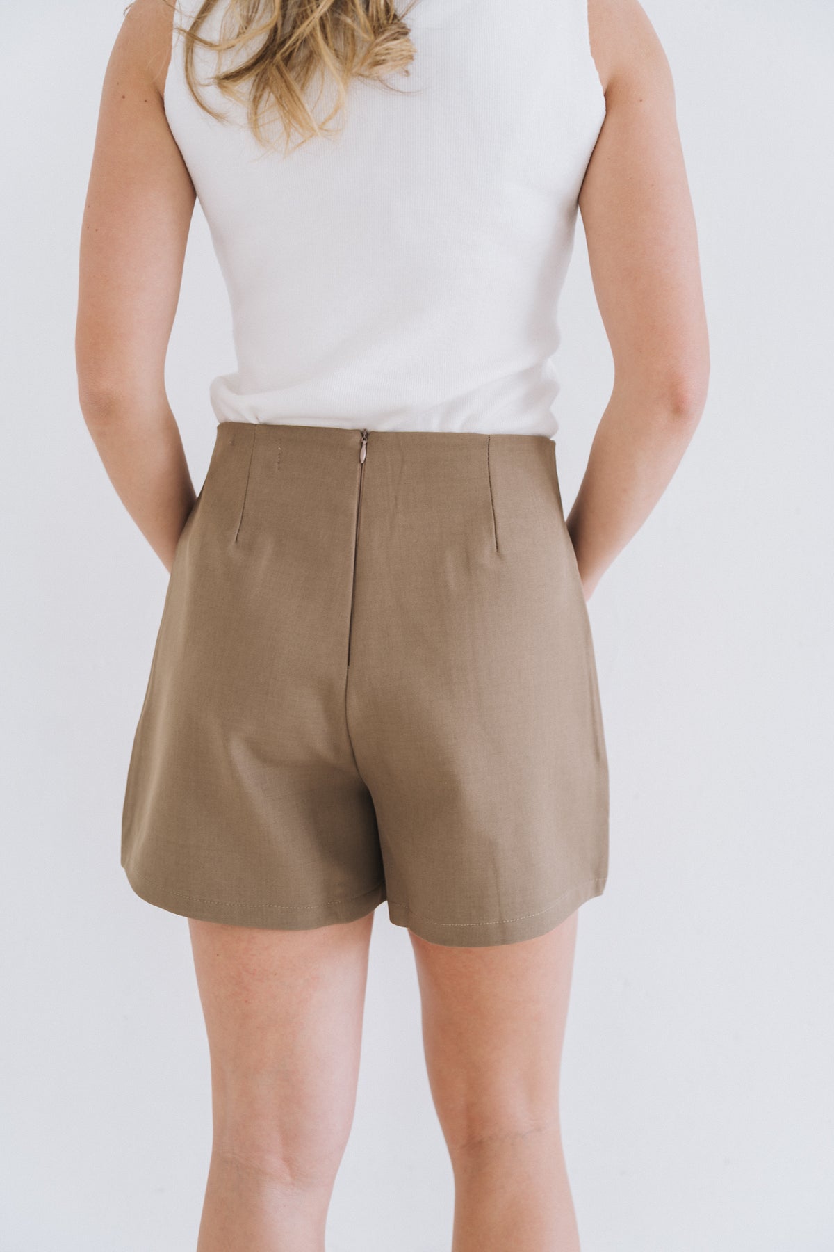 Classy Shorts Stone