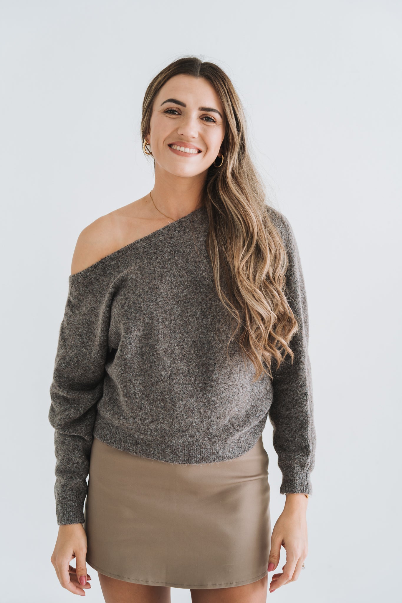 Open Shoulder Knit Brown | Available Size M-L