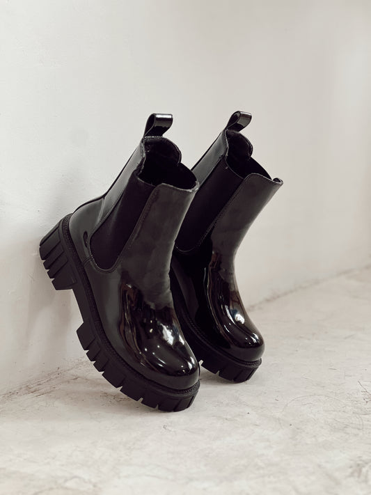 Glossy Ankle Boot