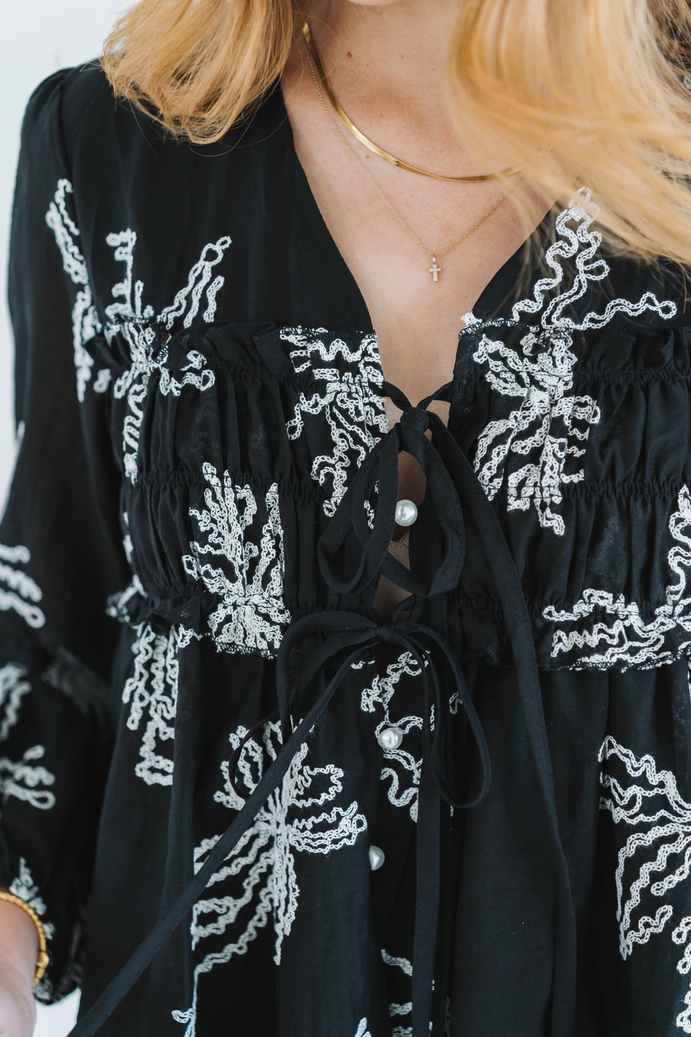 Fern Blouse Black | One Size / Fits 30-34