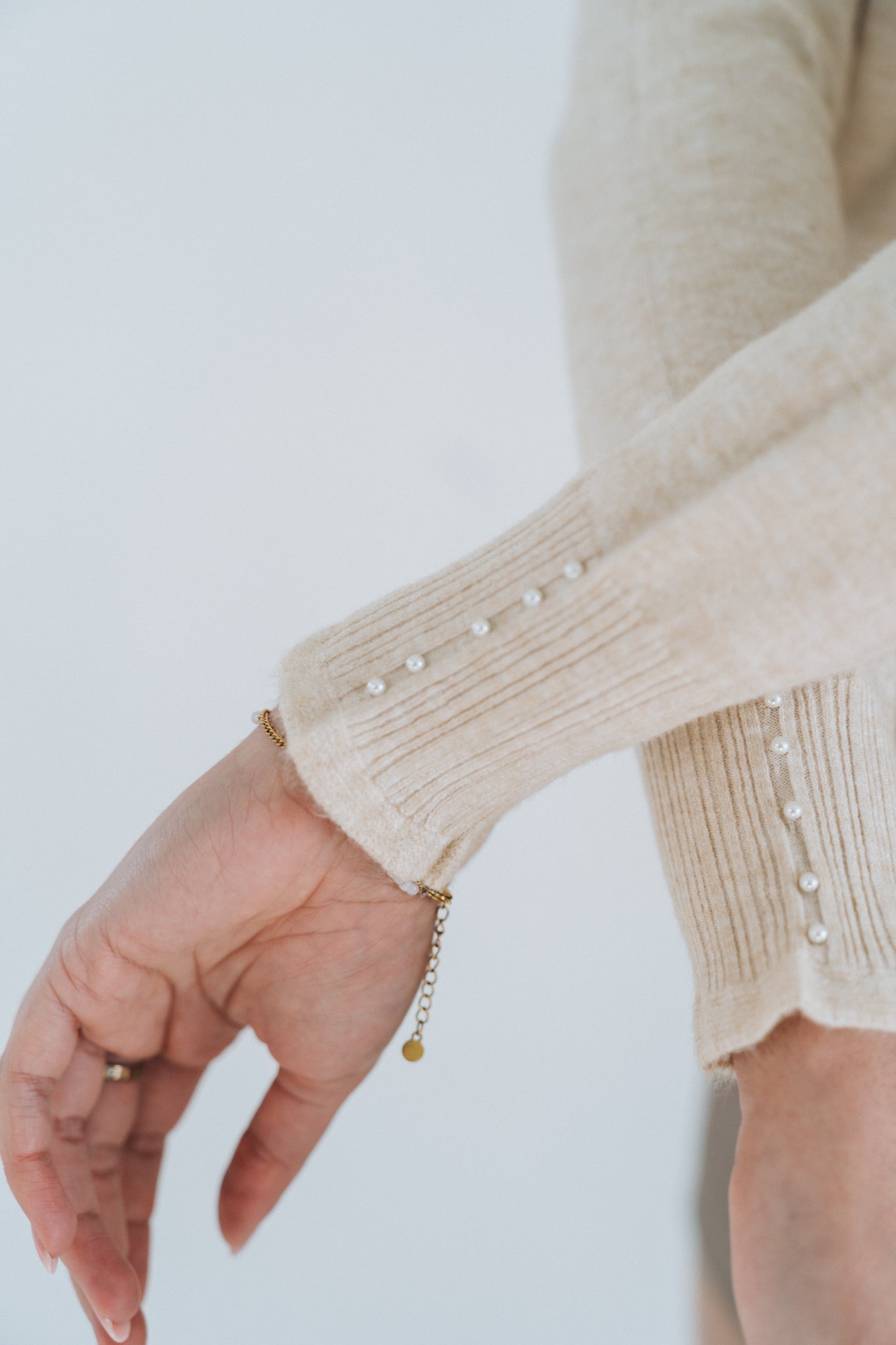 Dainty Neck Polo Stone | One Size / Fits 32-36