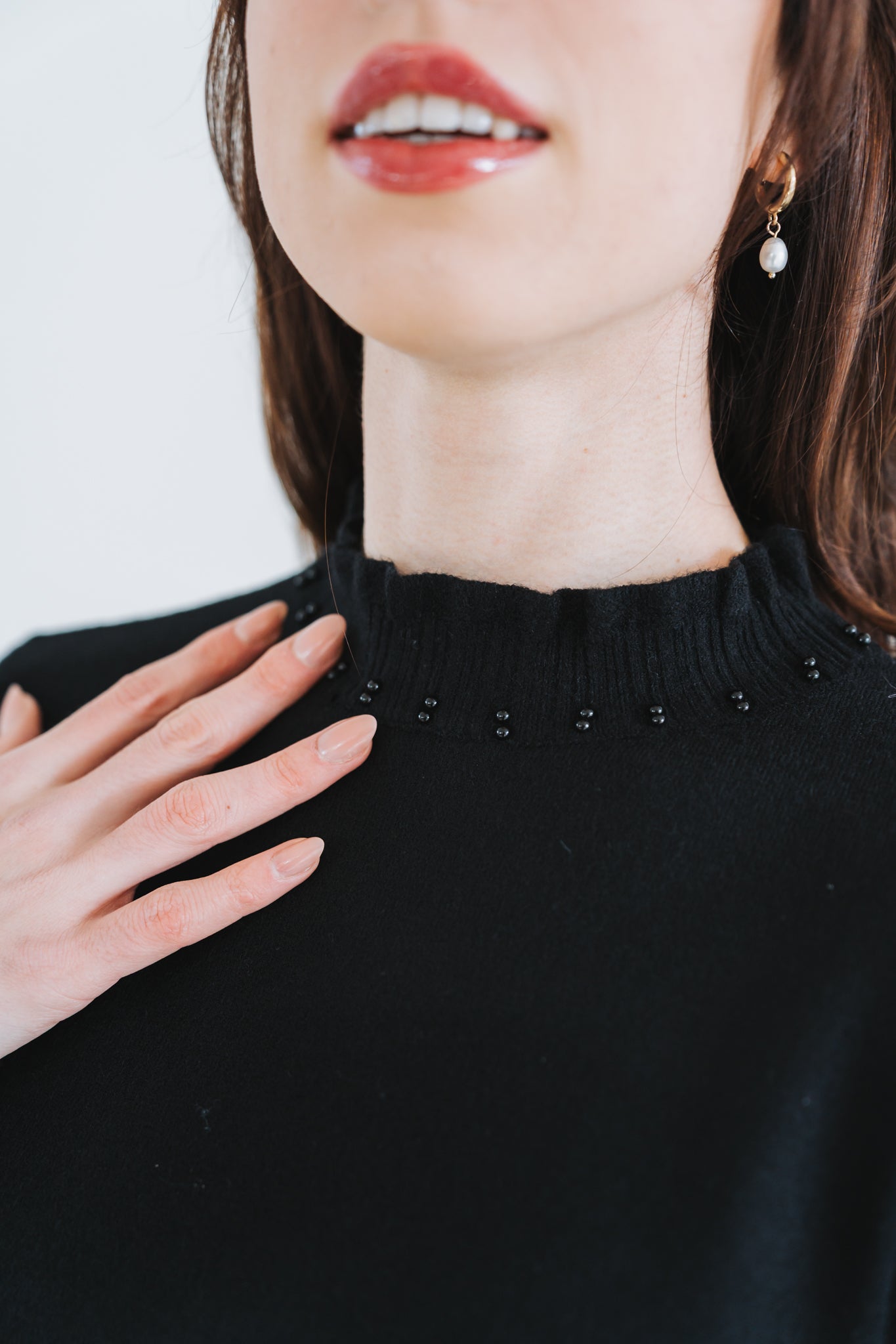 Dainty Neck Polo Black | One Size / Fits 30-34