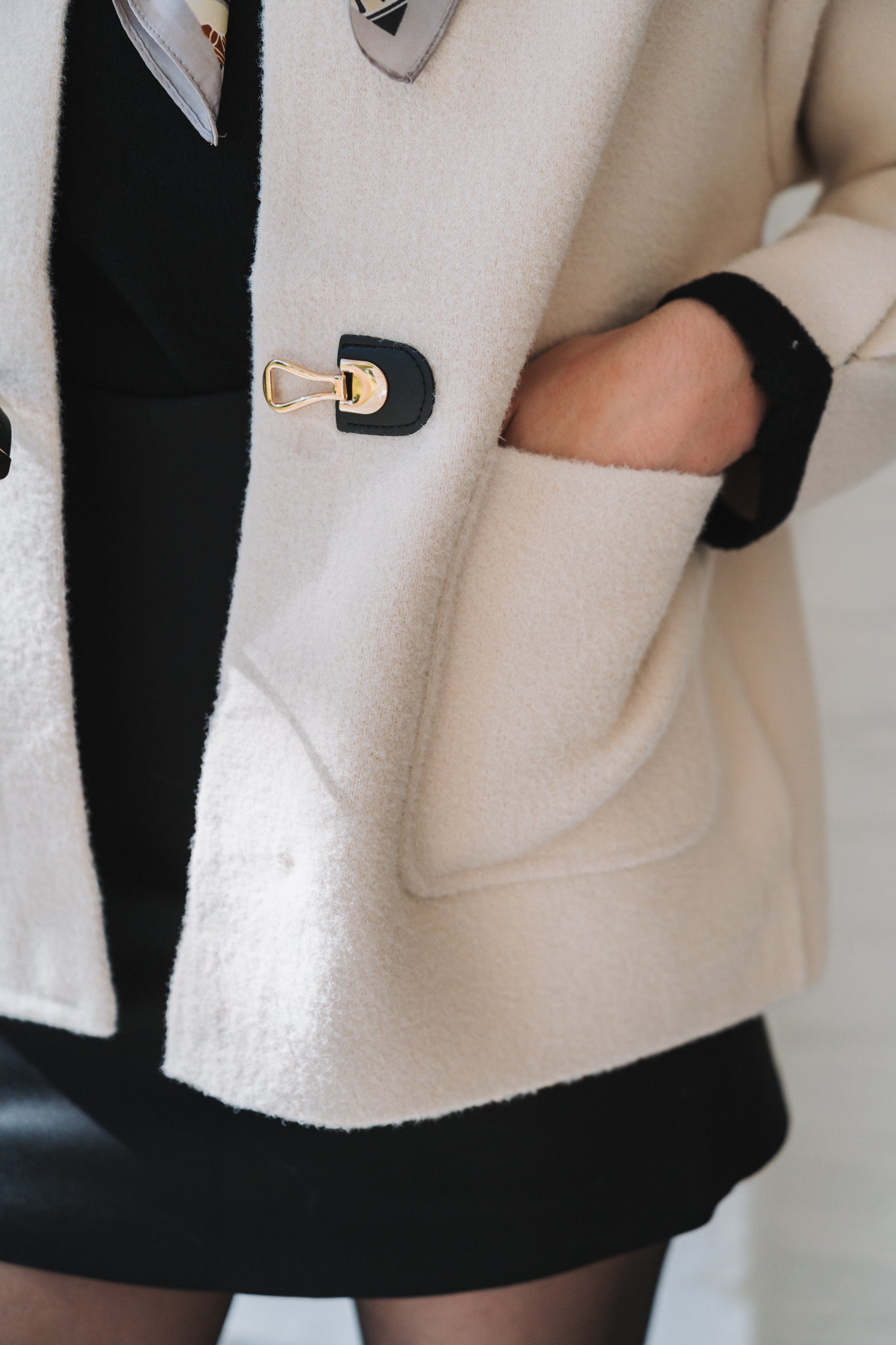 Lilly Jacket Cream | One Size / 32-36