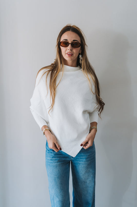 Poncho Knit White