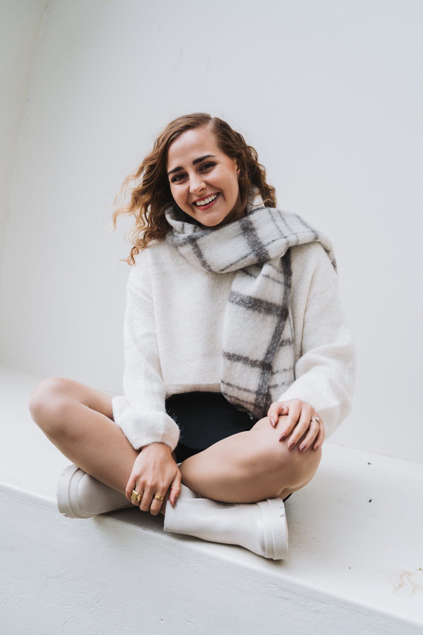 Glitsy Cream Knit | One Size / 30-34