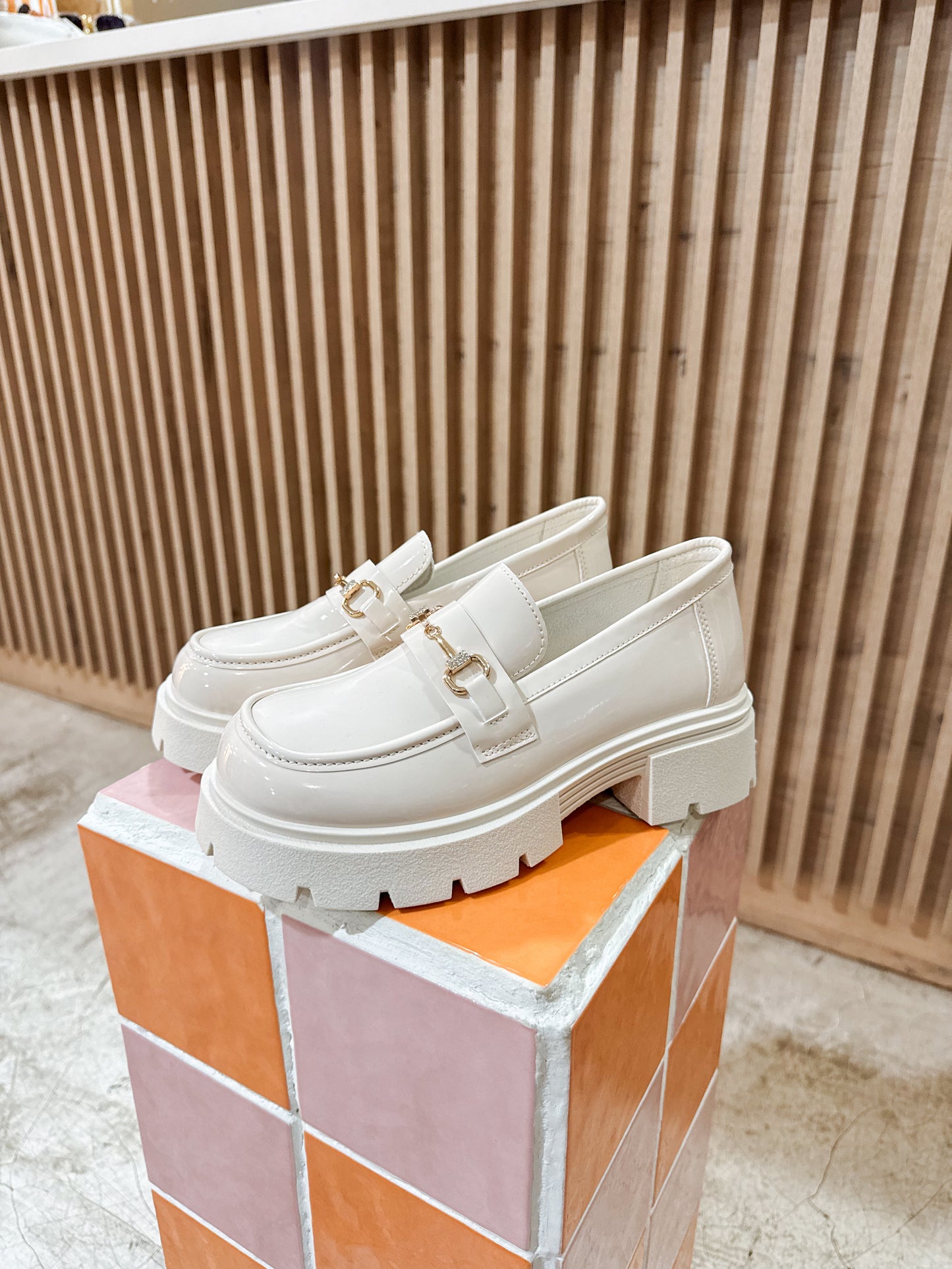 Bar Loafer Cream