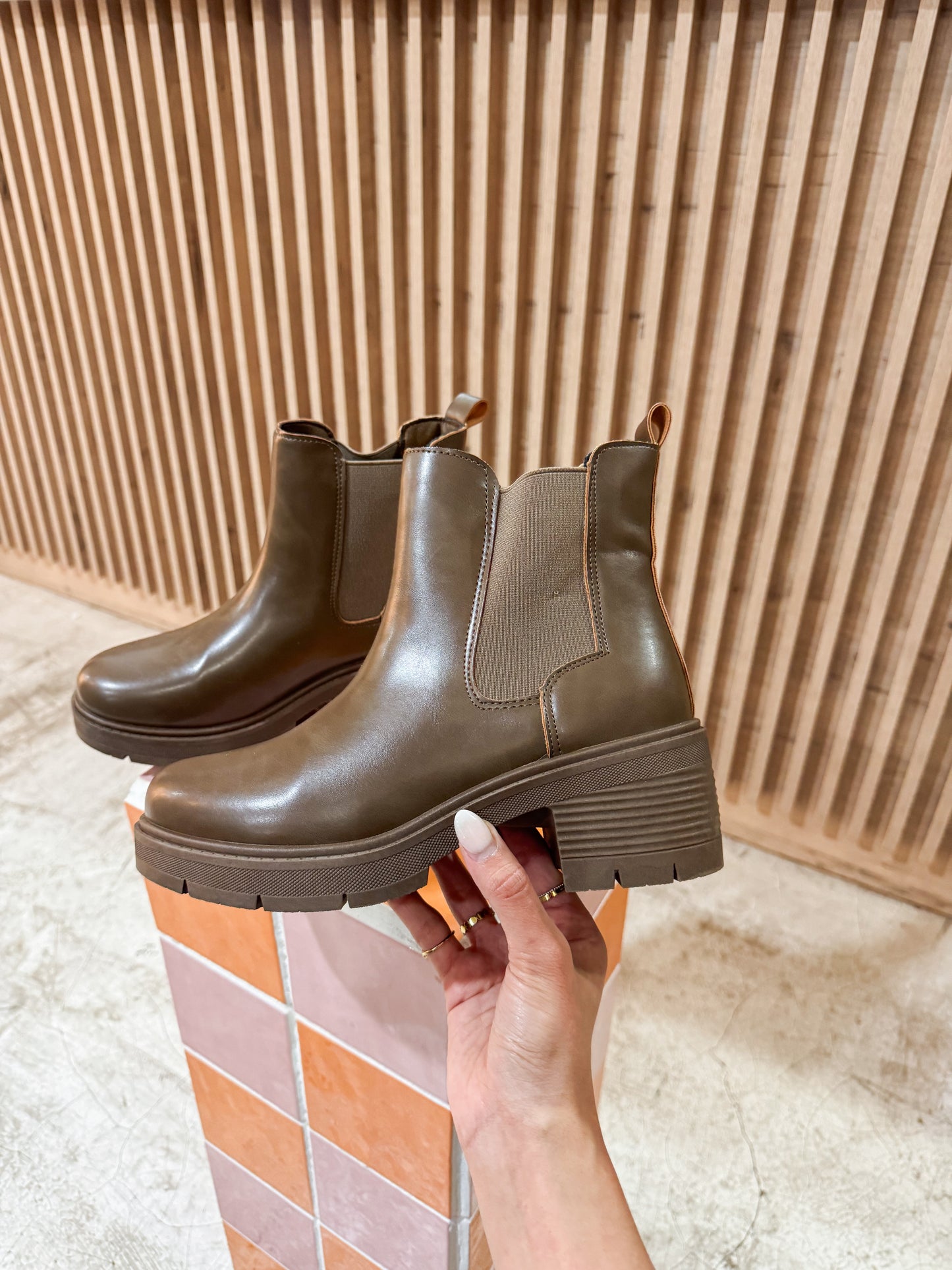Chelsea Boots Olive