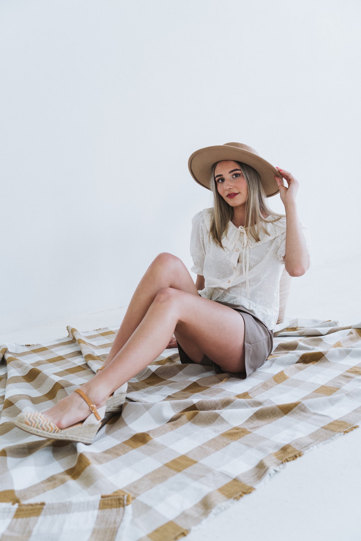 Vintage Lace Top Cream | One Size / Fits 30-34