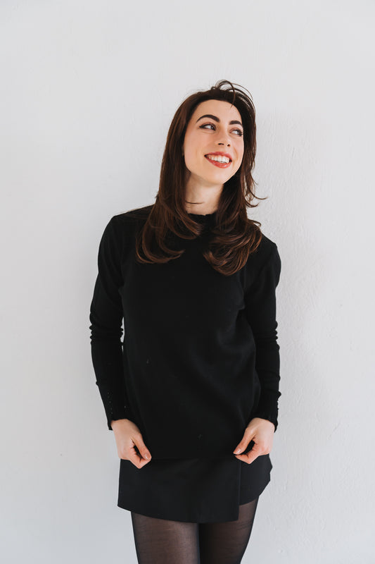 Dainty Neck Polo Black | One Size / Fits 30-34