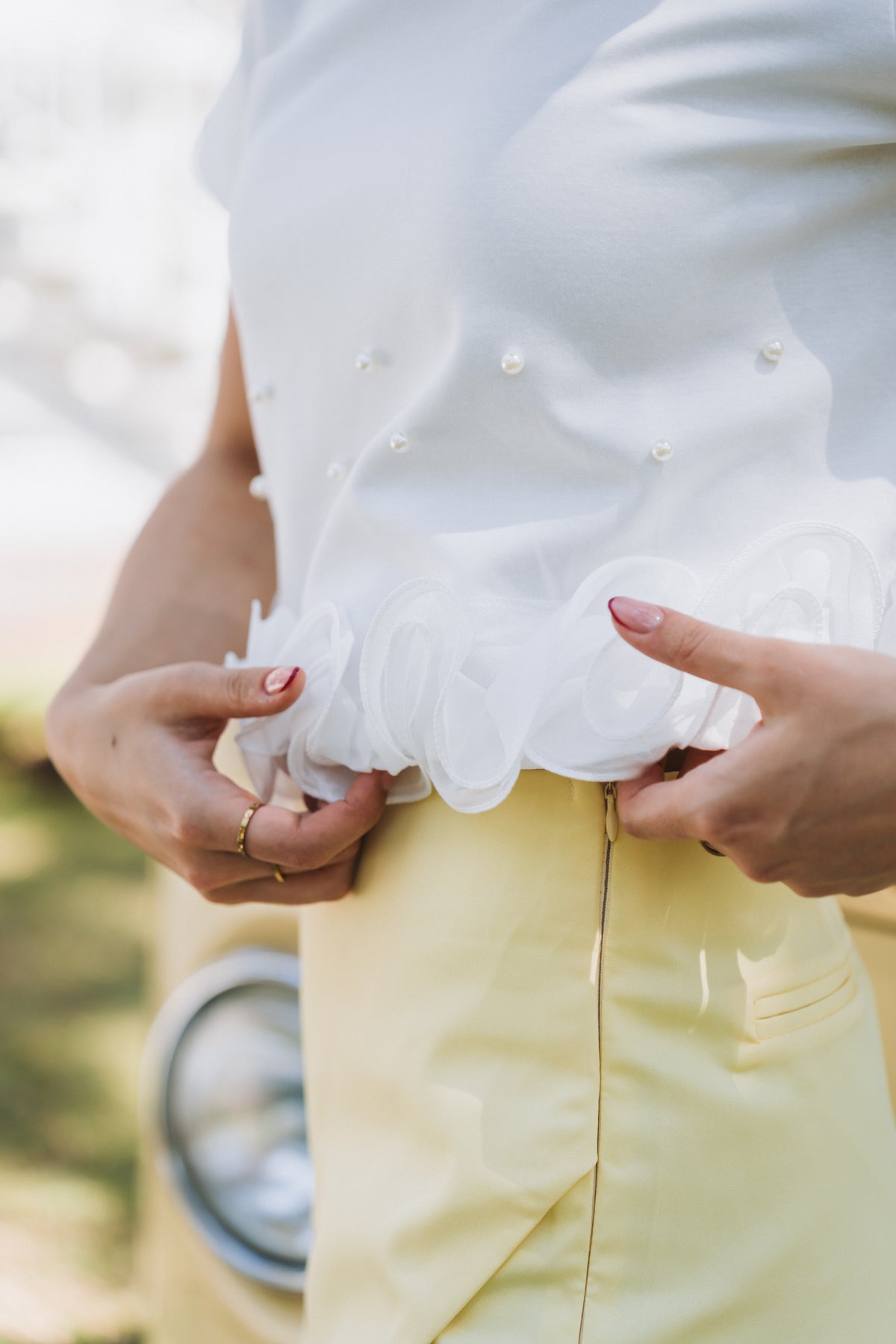Pearly Tee White| One Size/ Fits 30-34