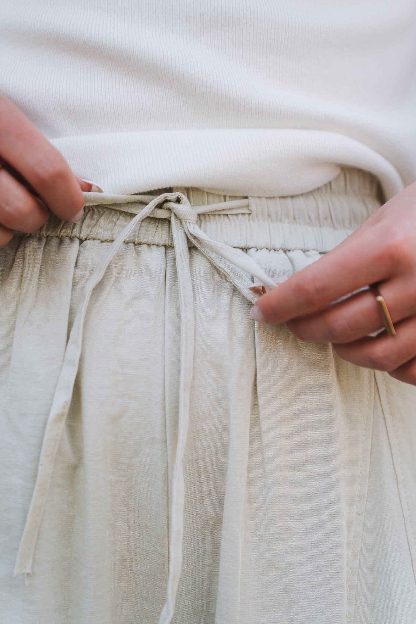 Suzy Trouser Light Stone