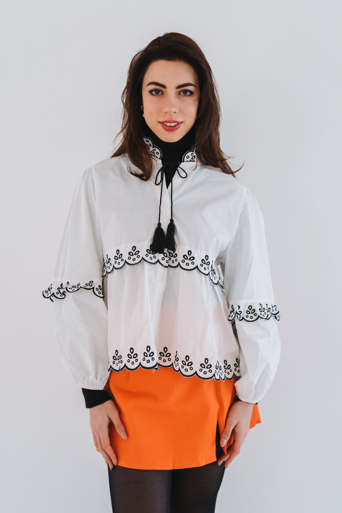 Black Scallop Top | One Size / Fits 30-36