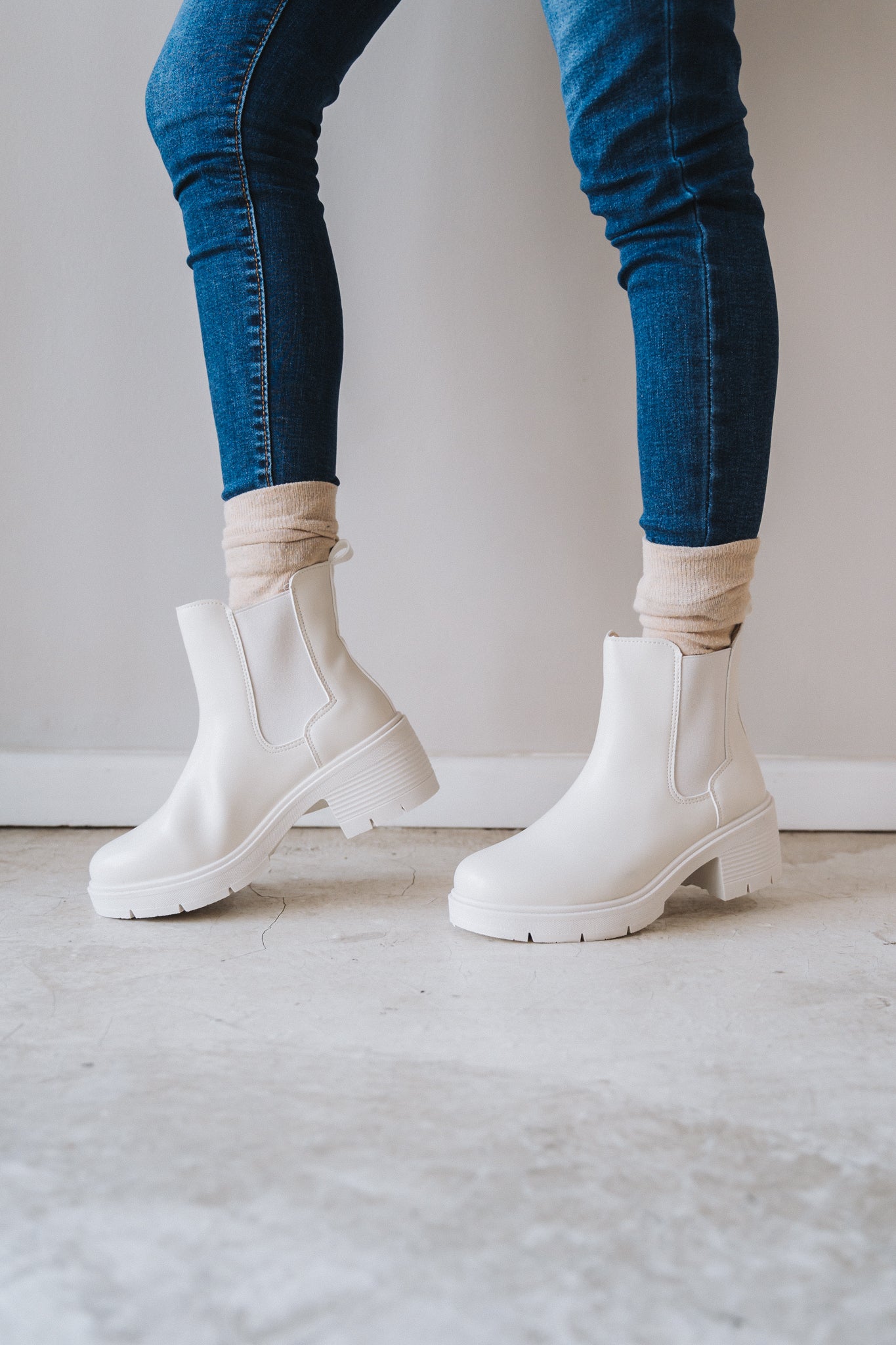 Block Heel Chelsea Boot Cream