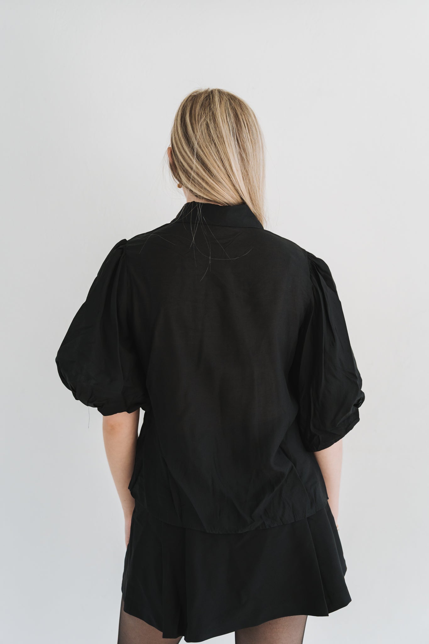 Puff Shoulder Black