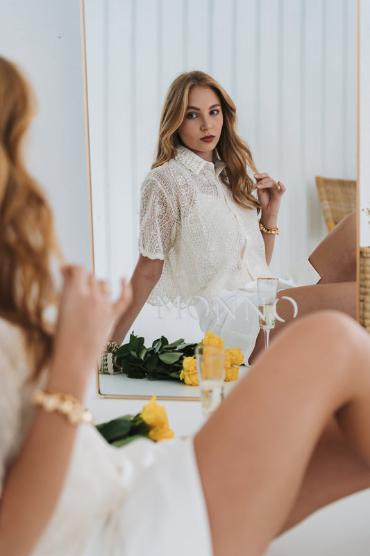 Pearly Collar Blouse | One Size / Fits 30-34