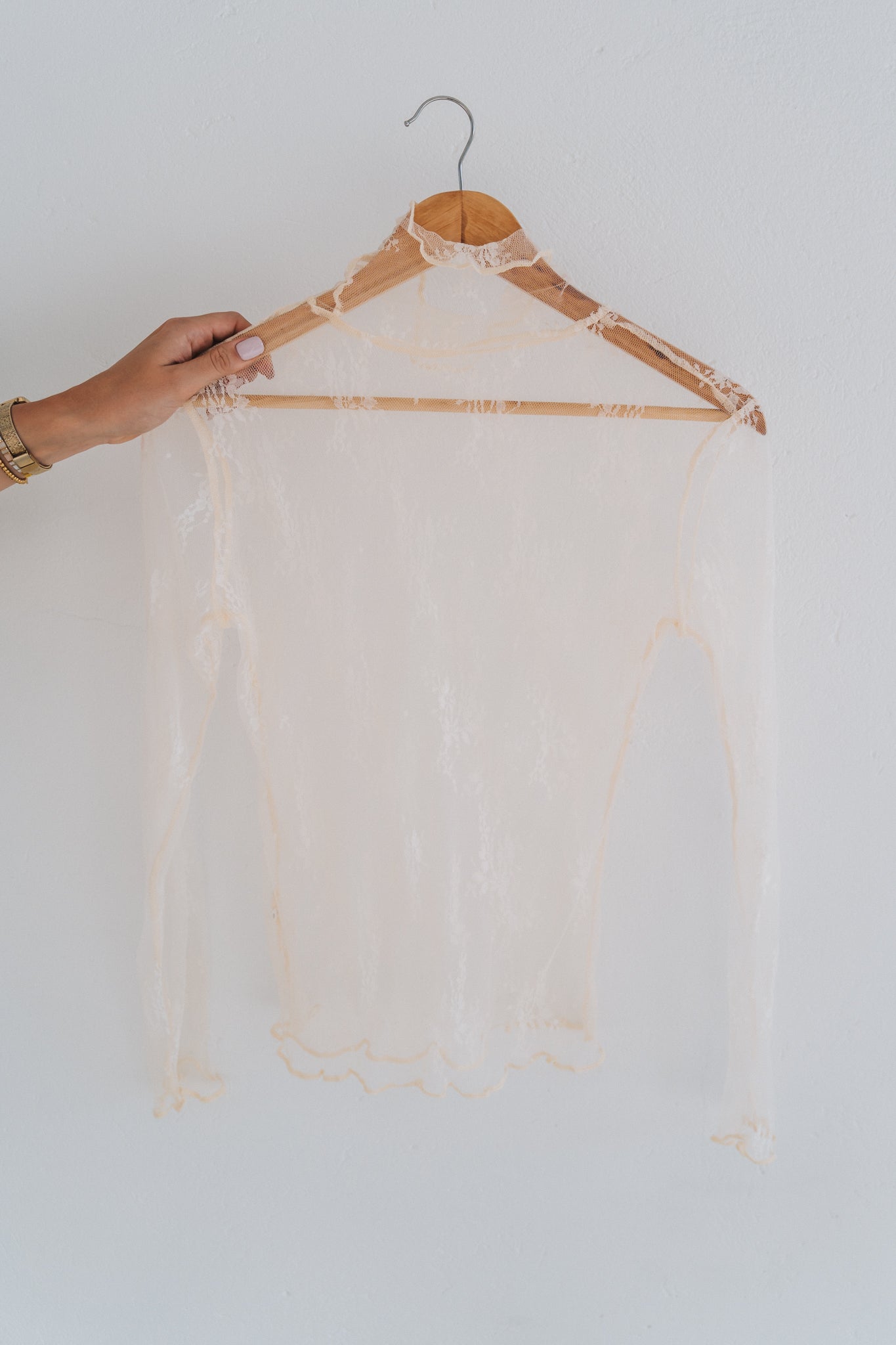 Lace Base Polo Cream