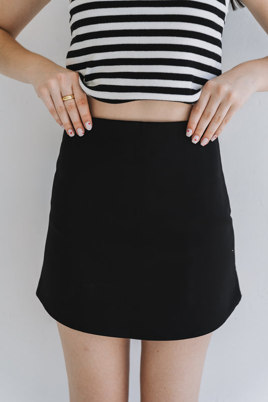 Lola Skort Black