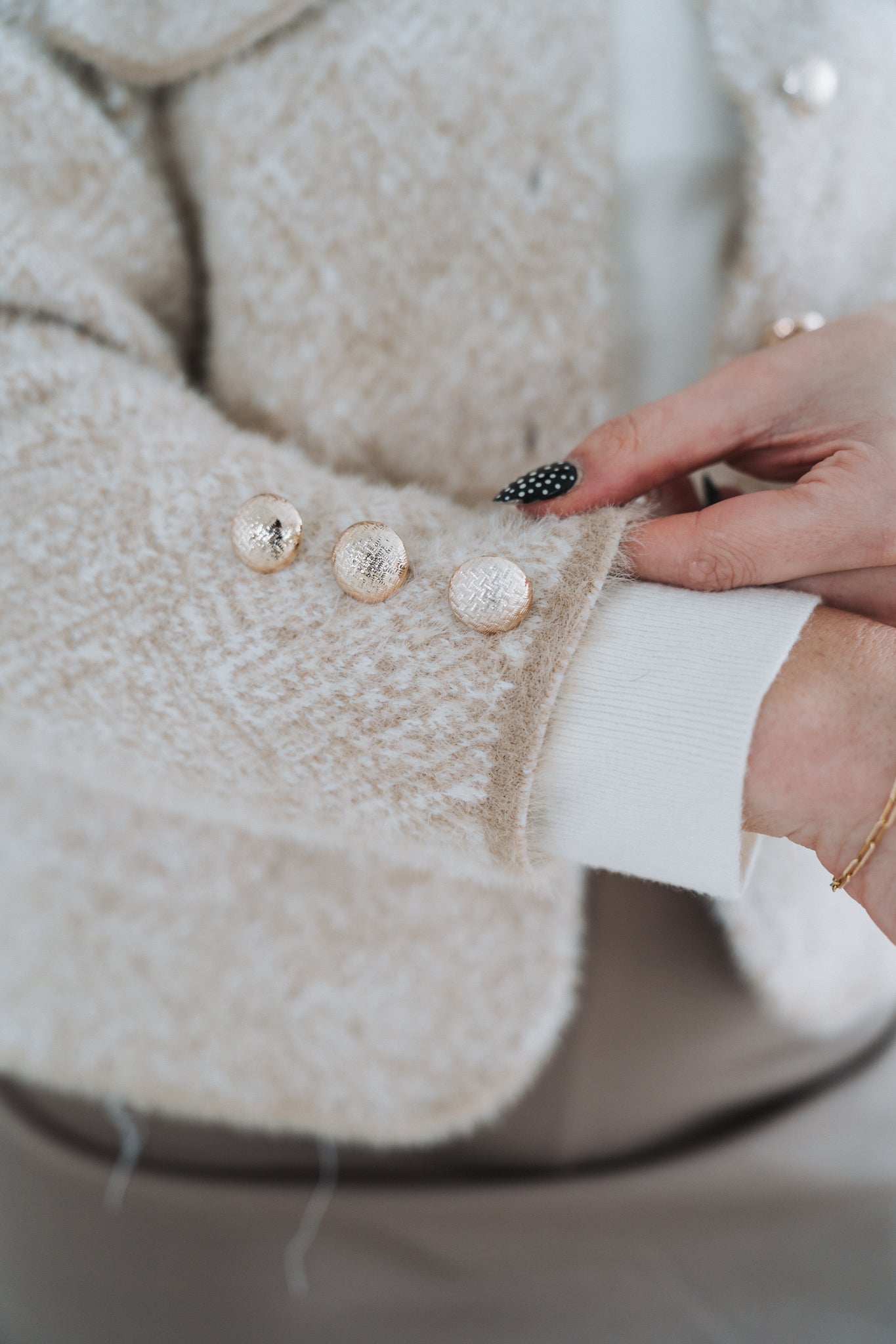 Sophie Cardi Beige